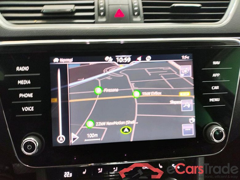 SKODA Superb Combi 115 kW #2