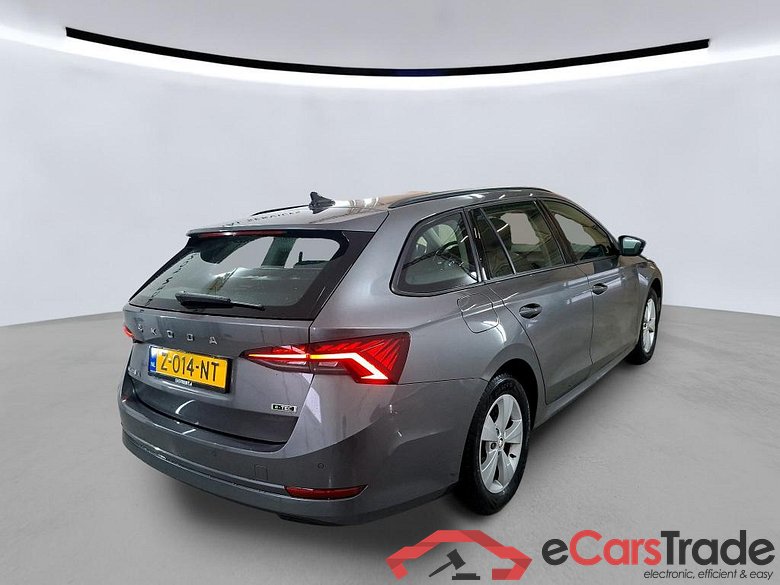 SKODA Octavia Combi 81 kW #6