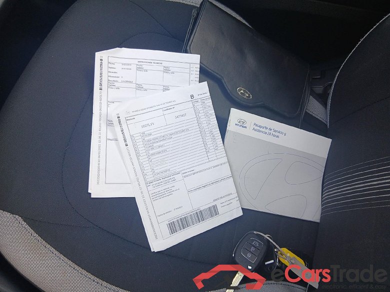 HYUNDAI i10 / 2020 / 5P / berlina con portón 1.0 Klass #5