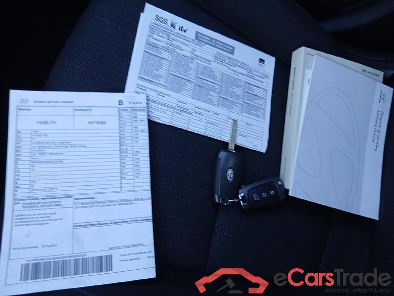 HYUNDAI Kona / 2020 / 5P / todoterreno 1.6 GDI HEV Maxx DCT #5