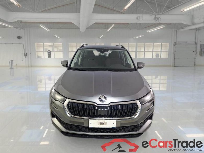 SKODA KAROQ / 2022 / 5P / SUV 2.0 TDI 85KW EVO SCR EXECUTIVE DSG #6