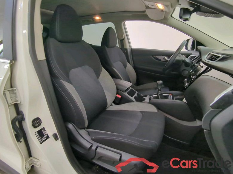 Nissan Qashqai 1.3 DIG-T 140 DESIGN EDITION 5d #3