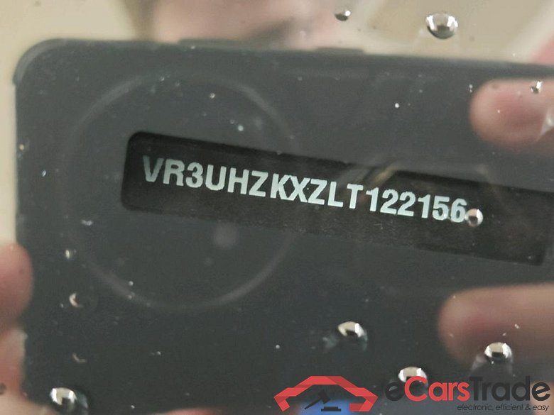 Peugeot e-208 Allure 50kWh 136 5d #6