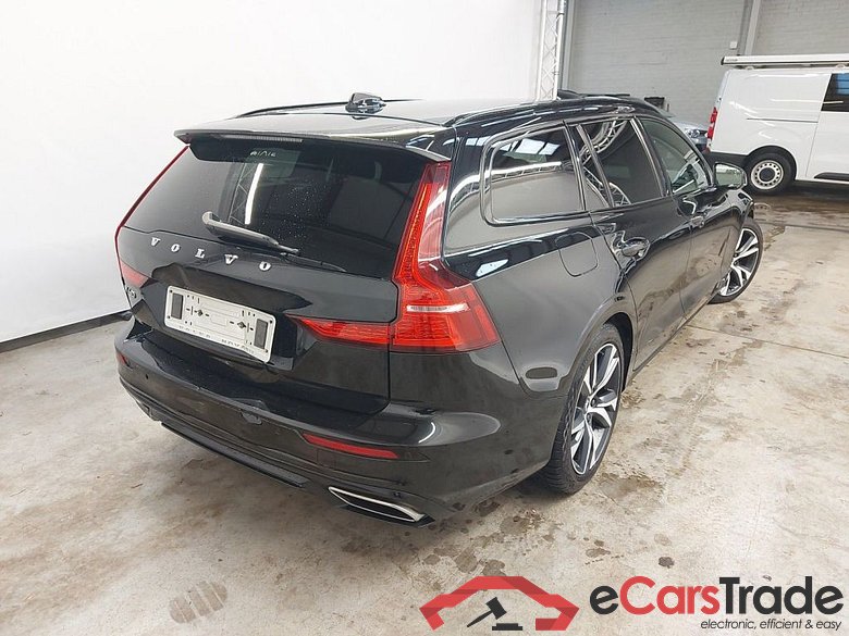 Volvo V60 B4 D GT Geartronic R-Design 5d #2