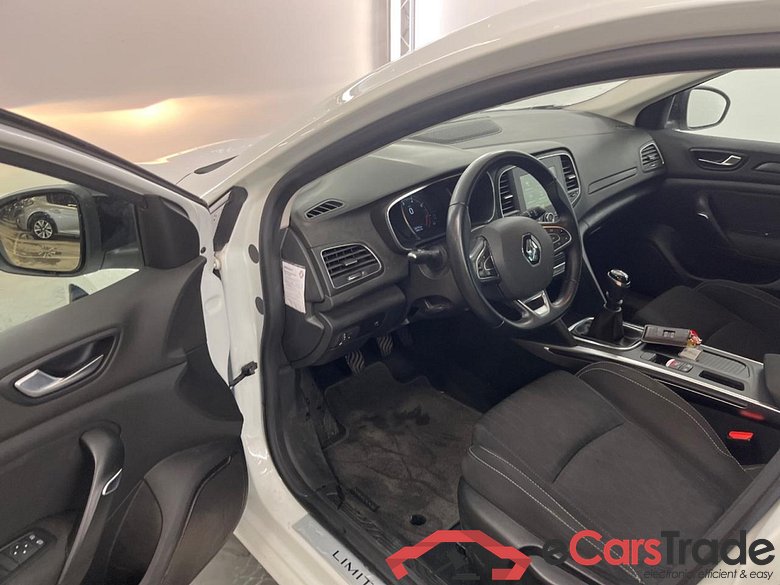 RENAULT MEGANE ESTATE 1.3 TCe Limited #5