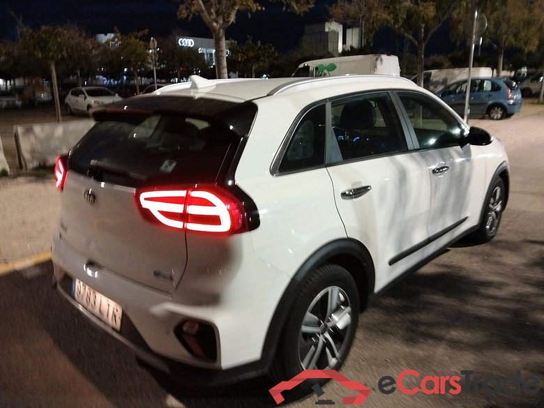 KIA Niro / 2019 / 5P / crossover 1.6 GDi HEV 104kW (141CV) Drive #2