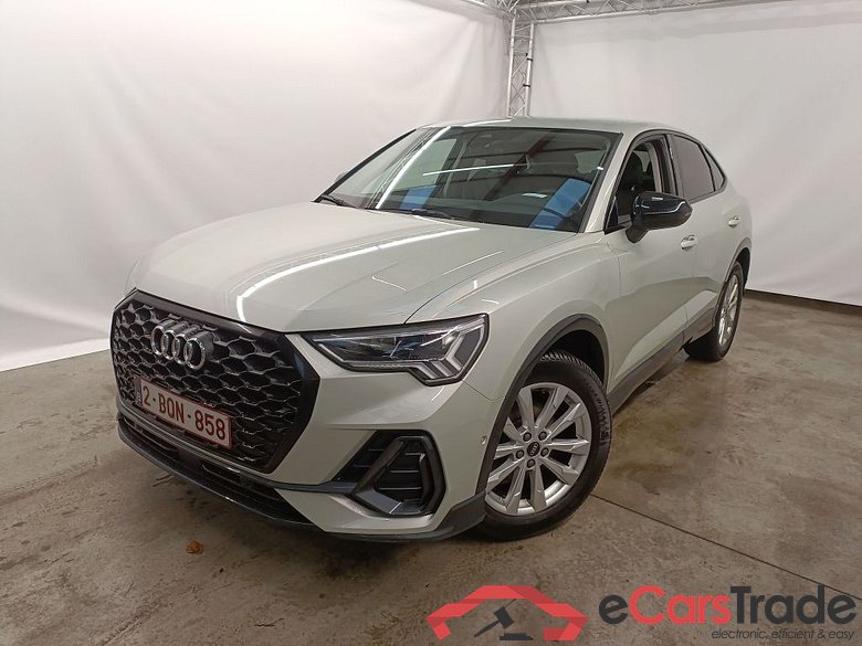 Audi Q3 Sportback 35 TDI S tronic Bus. Ed. Attraction 5d #1