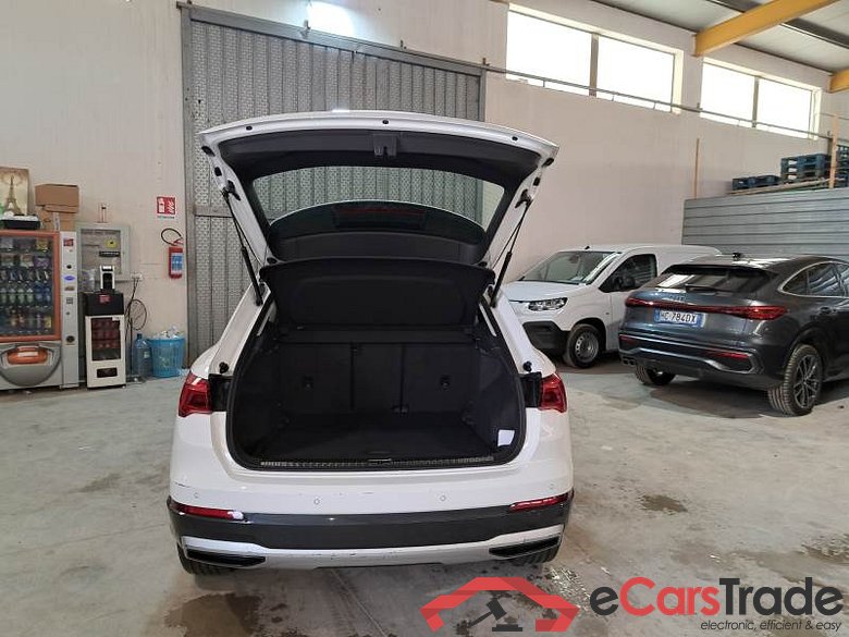 AUDI Q3 / 2018 / 5P / SUV 35 TDI S TRONIC BUSINESS ADVANCED #5