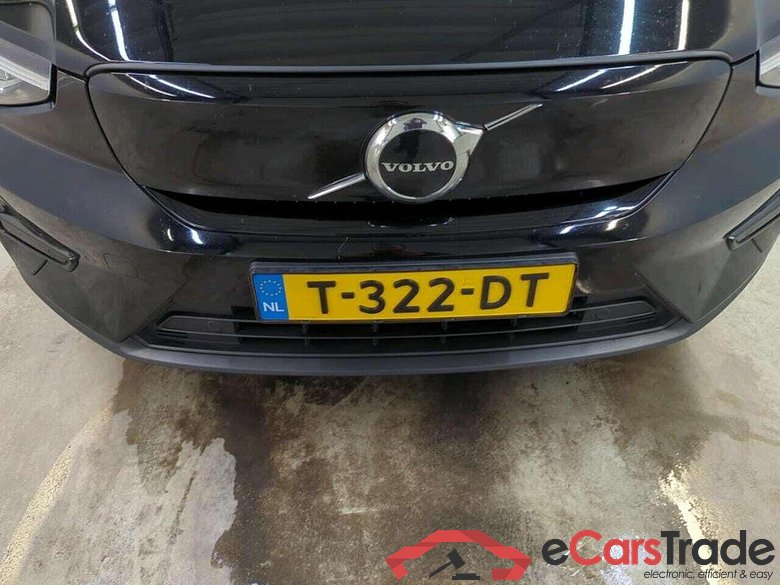 VOLVO C40 Recharge Core 69 kWh #4