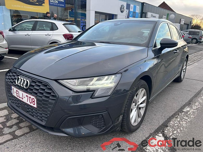 AUDI A3 Sportback Audi A3 Sportback Attraction 30 TFSI  81(110) kW(ch) 6 vitesses #1