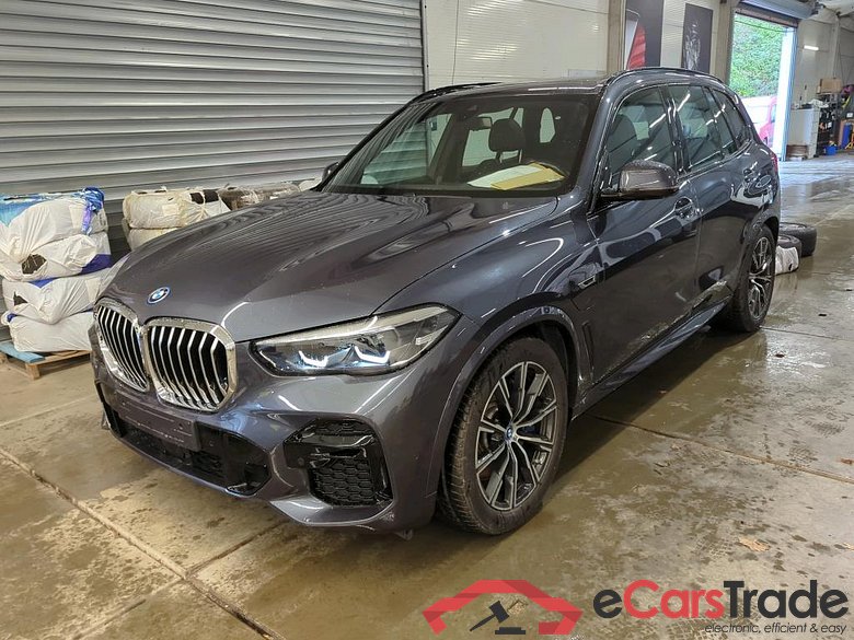 Baureihe X5 xDrive 45 e M Sport 3.0 290KW AT8 E6d