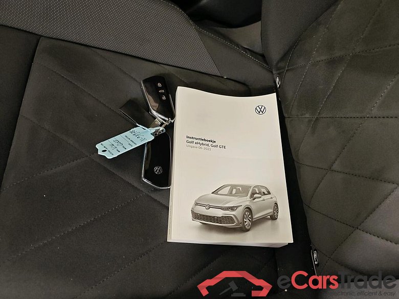 Volkswagen Golf 1.4 eHybrid 150kW DSG Style 5d + Pano #4