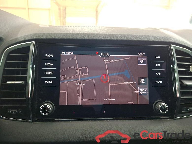 SKODA Karoq 110 kW #2