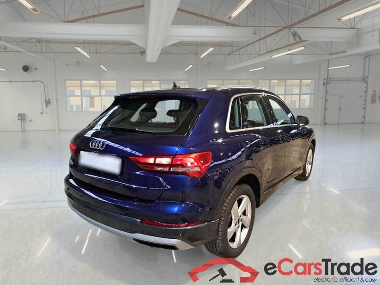 AUDI Q3 / 2018 / 5P / SUV 35 TDI S TRONIC BUSINESS ADVANCED #2