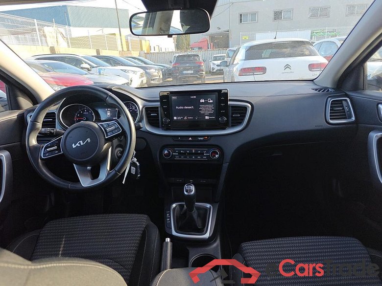 KIA XCeed / 2019 / 5P / todoterreno 1.0 T-GDi Drive 88kW (120CV) #3