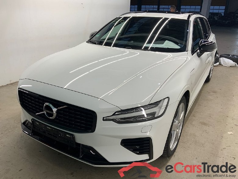 V60 Kombi Plus Dark Recharge Plug-In Hybrid AWD 2.0 T6 293KW AT8 E6d #1