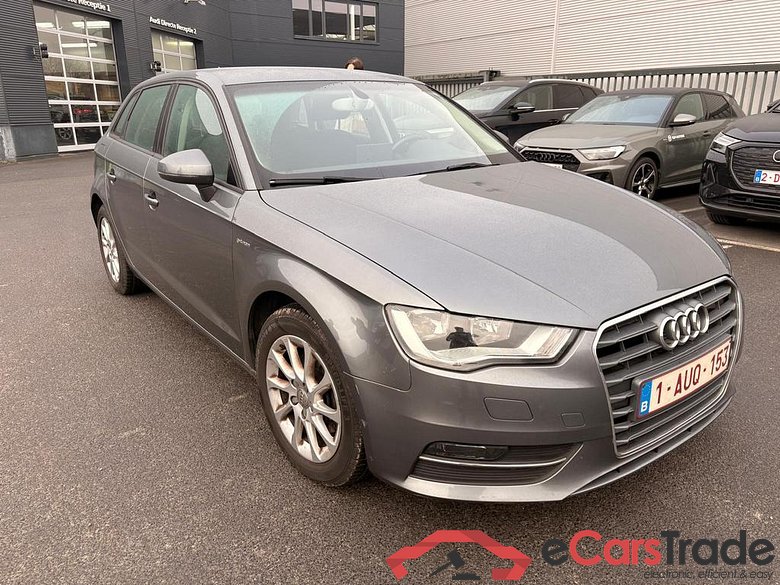 AUDI A3 Sportback CNG Audi A3 Sportback Attraction 1.4 TFSI   CNG  81(110) kW(ch) 6 vitesses #2