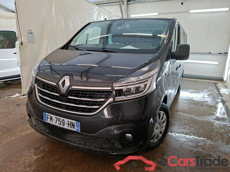 Trafic Combi L2H1 3 0t (8/9 Sièges) Intens 2 2.0 dCi 145CV BVM6 8 Sieges E6dT