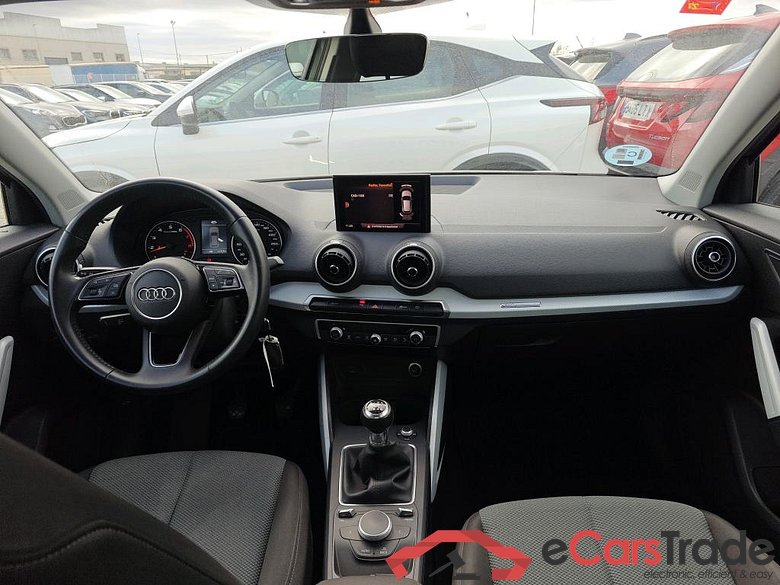 AUDI Q2 / 2016 / 5P / todoterreno Design 30 TFSI 85kW (116CV) #3