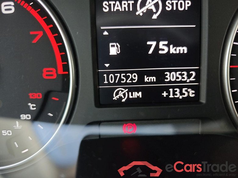 AUDI Q2 / 2016 / 5P / todoterreno Design 30 TFSI 85kW (116CV) #5