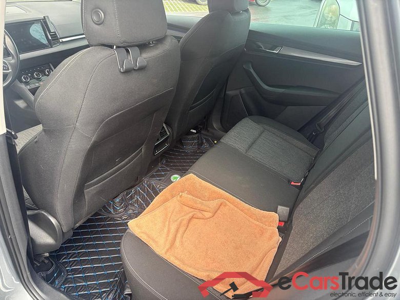 SKODA Karoq Karoq Clever+ 1,5 TSI 110 kW 7-speed automat. #5