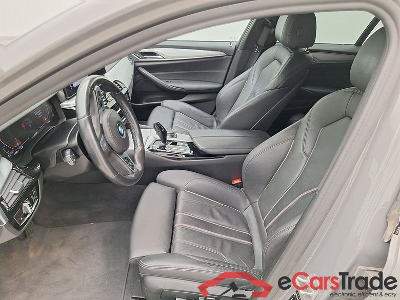 BMW, 5-serie To FL'20, BMW 5 Reeks Touring 518d Aut. (110 kW) 5d #3