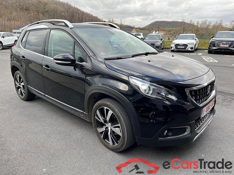 PEUGEOT 2008 1.2 PureTech Allure S&S #1