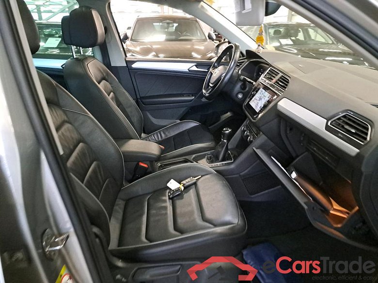 VOLKSWAGEN - VW  TIGUAN TDI 115PK Comfortline Pack Premium With Vienna Leather & Travel #3