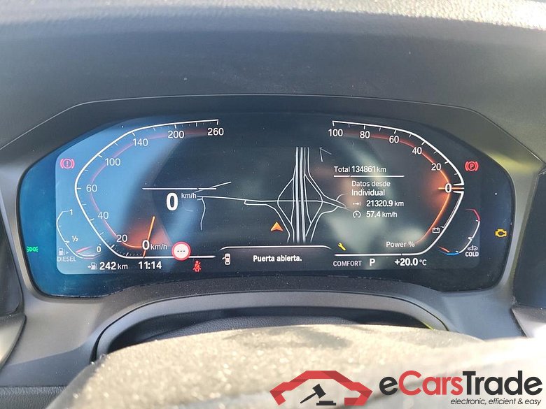 BMW Serie 3 / 2018 / 4P / sedán 318d Auto. #4