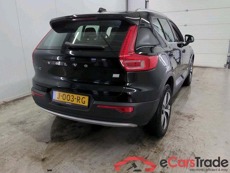 VOLVO XC40 1.5 T4 Rech InscrExp #2