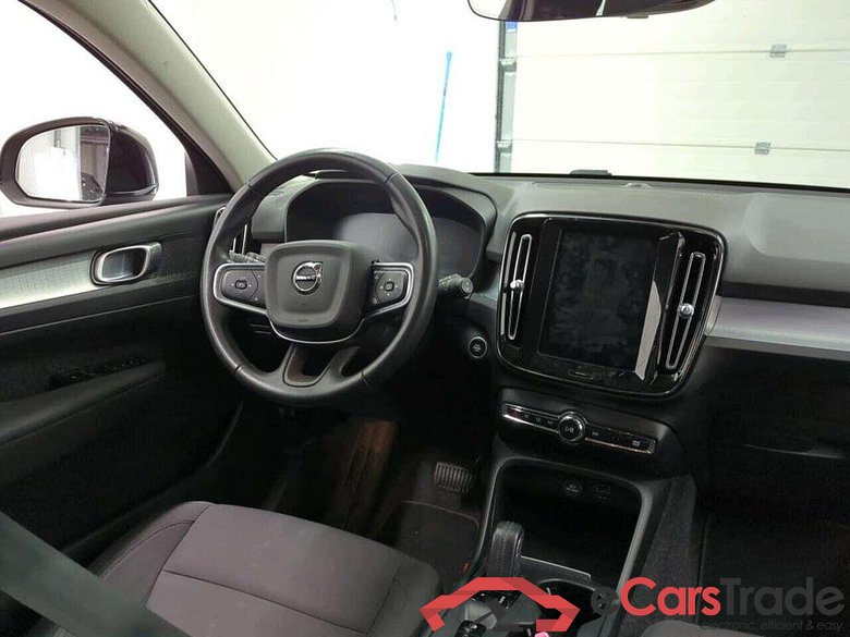 VOLVO XC40 1.5 T4 Rech InscrExp #3