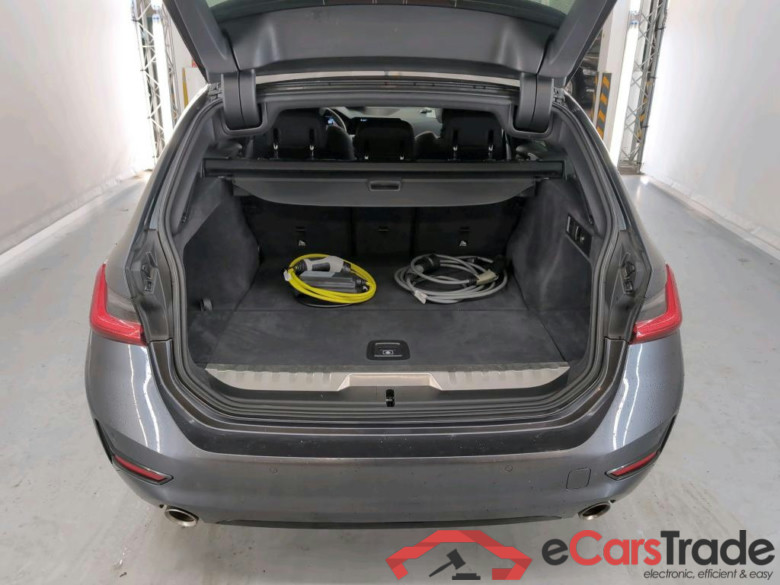 BMW 3 SERIES TOURING 2.0 330E (215KW) TOURING #6