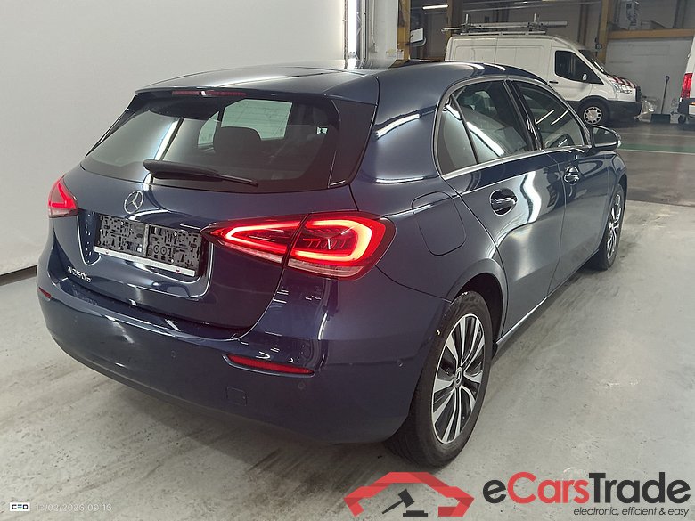 MERCEDES-BENZ A-CLASS 1.3 A 250 E DCT BUSINESS SOLUTION #4