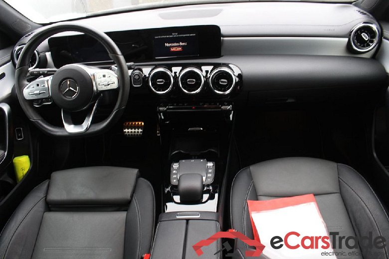 MERCEDES-BENZ A-Klasse A 250 e 8G-DCT AMG Line 5d 118kW #3