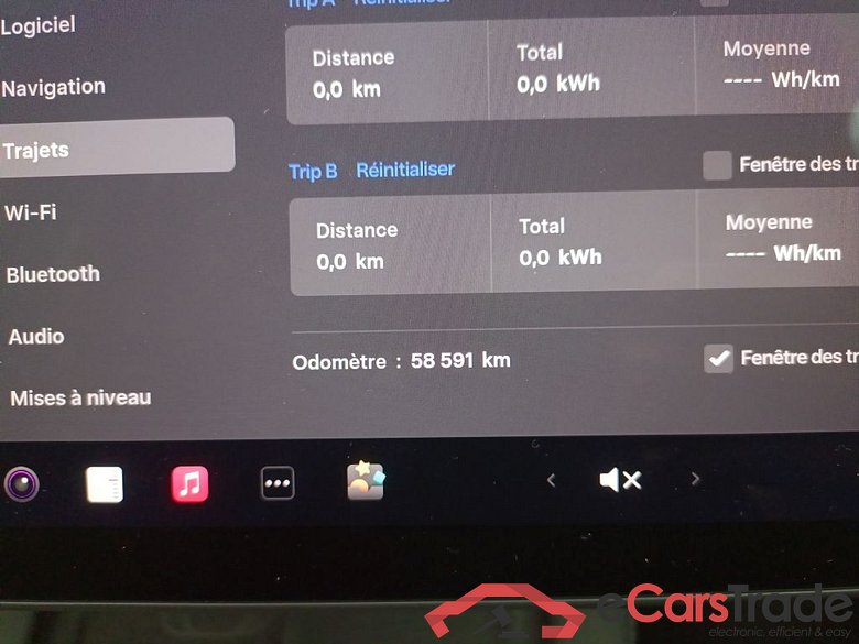 TESLA MODEL Y 72.5 kWh Dual Motor Performance (377 kW) 5d #6