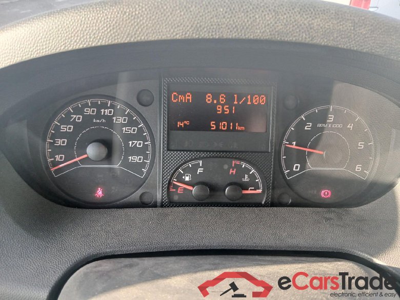 PEUGEOT Boxer / 2014 / 4P / furgón 330 L1 H1 BHDI 103kW (140CV) S&S 6 V M (CX) #4