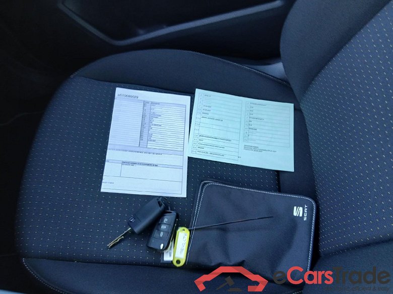 SEAT Arona / 2017 / 5P / todoterreno 1.0 TSI 81kW (110CV) Style Plus (AC) #5