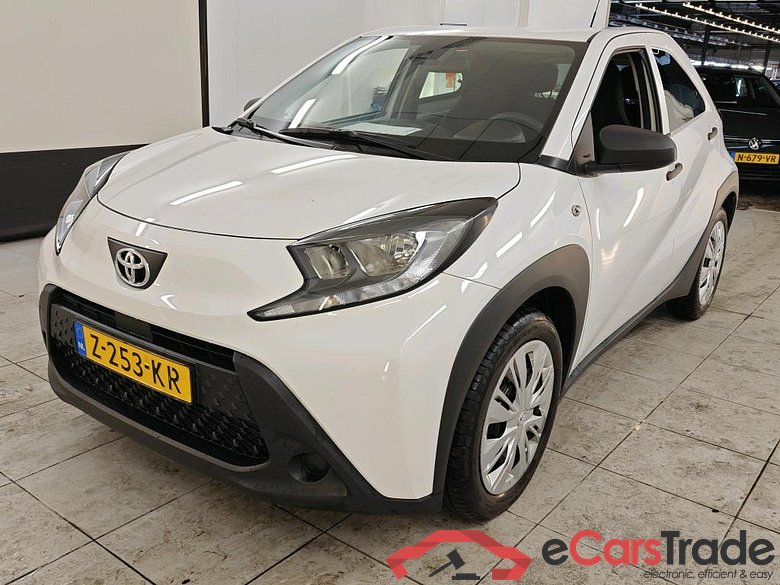 Toyota AYGO X 1.0 VVT-i MT 5d