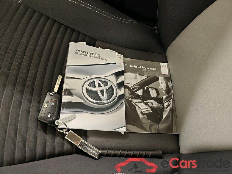 Toyota Yaris 1.5 VVT-i Active Automaat 5d #4