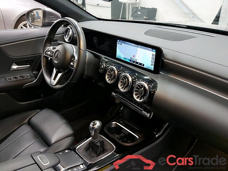 MERCEDES - MER CLA SHOOTING BRAKE 180 d 116PK  Business Solution Luxury & Smartphone Integration #3