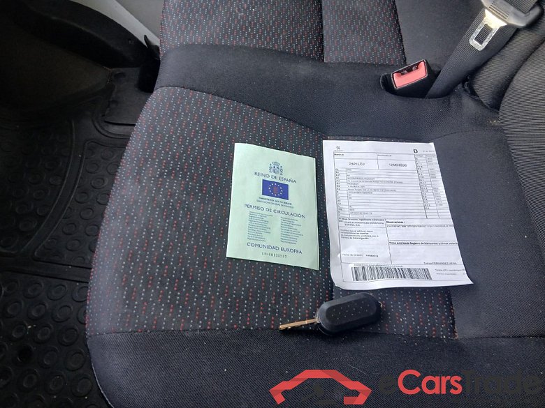 PEUGEOT Boxer / 2014 / 4P / furgón 330 L1H1 BlueHDi 81KW (110CV) #5