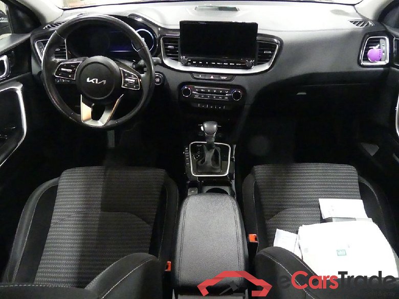 KIA Ceed SW 1.6 GDI DCT OPF Plug-in-Hybrid Spirit 5d 77kW #3