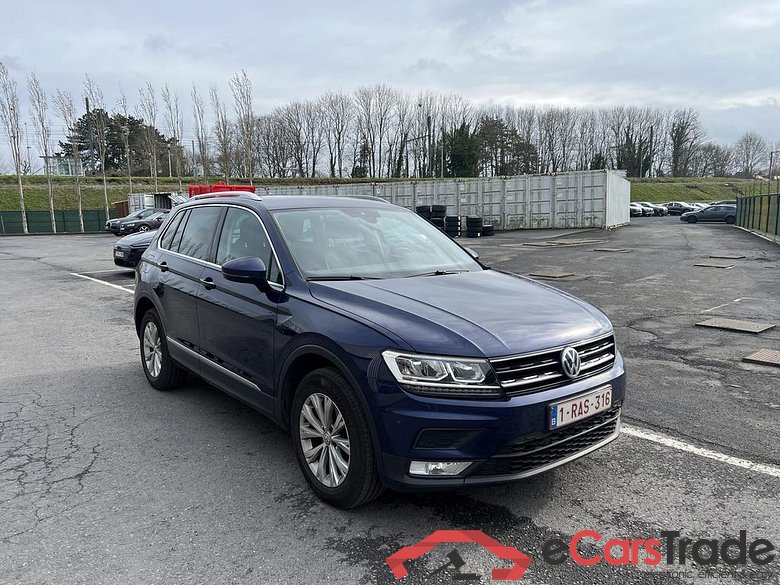 VOLKSWAGEN Tiguan 4 motion #2