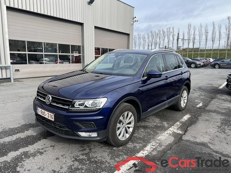 VOLKSWAGEN Tiguan 4 motion #3