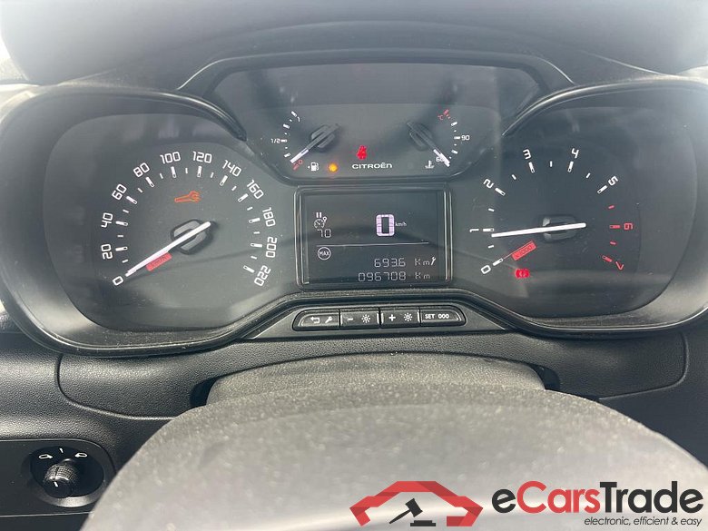 CITROEN C3 / 2016 / 5P / berlina con portón BlueHDi 73KW (100CV) S&S FEEL #4