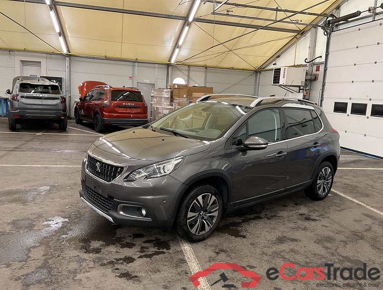 PEUGEOT 2008 1.2 PureTech Allure S&S #1