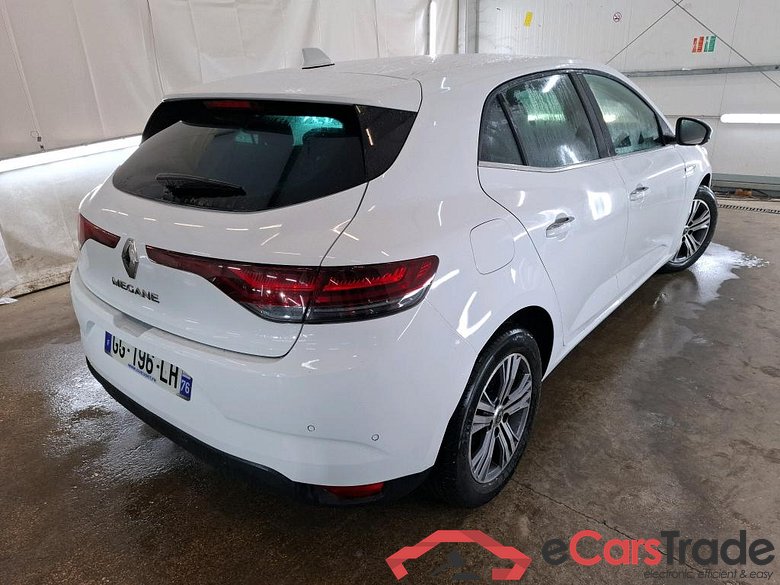 RENAULT Mégane Berline / 2020 / 5P / Berline Intens TCe 140 FAP -21N #3