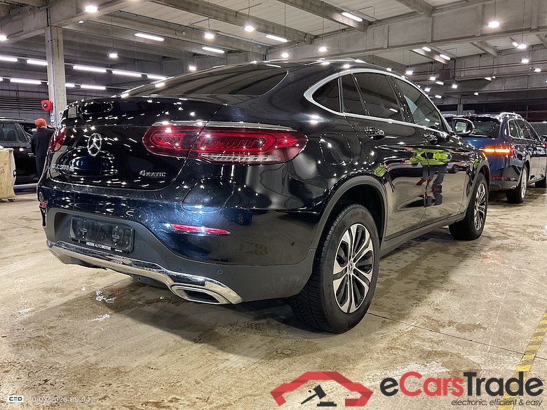 MERCEDES-BENZ GLC COUPE 2.0 GLC 300 DE 4MATIC BUS SOL AUTO #4