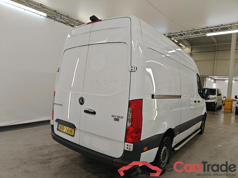 Mercedes-Benz Sprinter 311CDI L2H2 RWD 3.5 Functional VI 4d #2