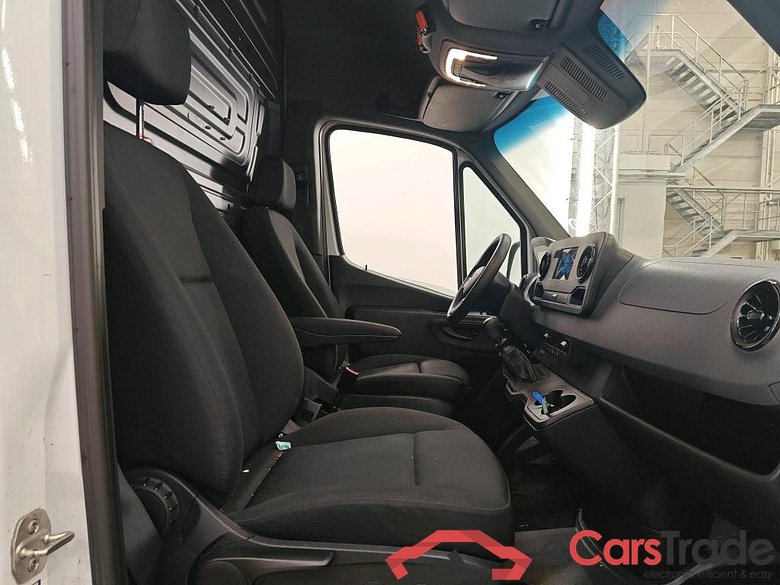 Mercedes-Benz Sprinter 311CDI L2H2 RWD 3.5 Functional VI 4d #3